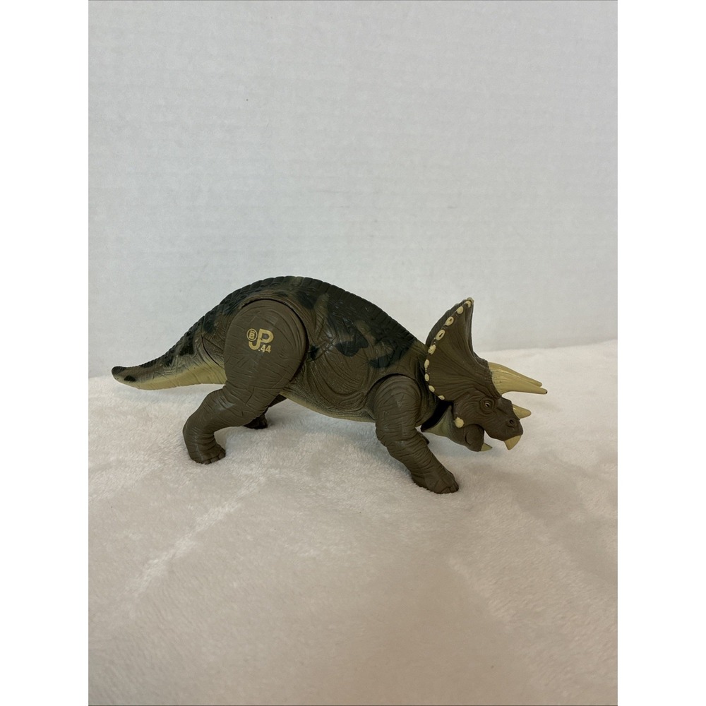 Vintage 1997 Jurassic Park LW JP44 Site B Triceratops Walking Action Figure